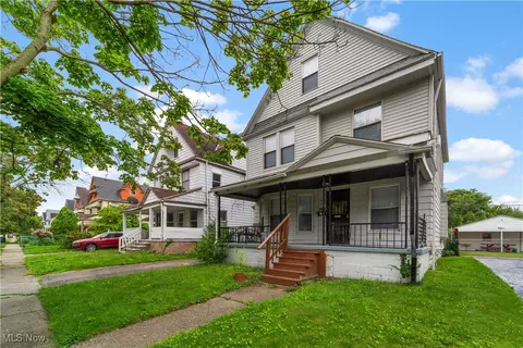 610 E 102nd St, Cleveland, OH 44108