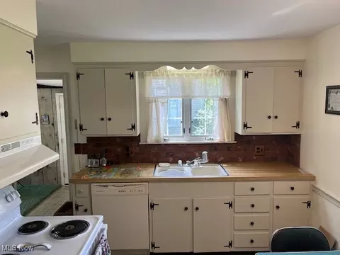 334 Grandview Ave NW, Canton, OH 44708 photo 4