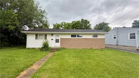 1173 Chandler Ave, Akron, OH 44314