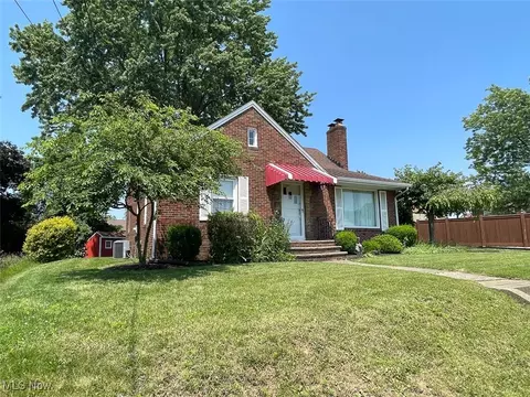4425 2nd St NW, Canton, OH 44708 photo 8