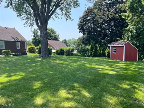 4425 2nd St NW, Canton, OH 44708 photo 5