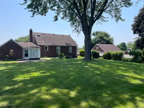 4425 2nd St NW, Canton, OH 44708 photo 4