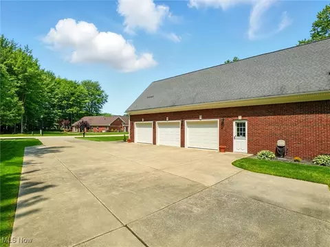 4440 Rutledge Ave, Ashtabula, OH 44004 photo 3