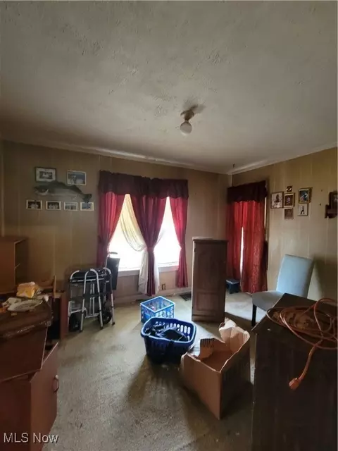 Bedroom - 145 North Rd, Niles, OH 44446 photo 1 of 2