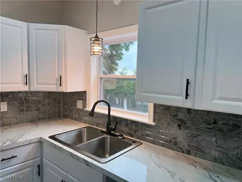 Kitchen - 22 E Ido Ave, Akron, OH 44301 photo 3 of 3