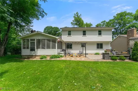 Exterior - 1131 Shadeland Dr, Boardman, OH 44512 photo 4 of 12