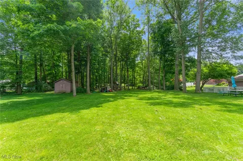 Exterior - 1131 Shadeland Dr, Boardman, OH 44512 photo 11 of 12