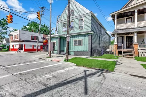 3356 W 44th St, Cleveland, OH 44109