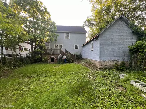 237 Helen Ave, Mansfield, OH 44903 photo 2