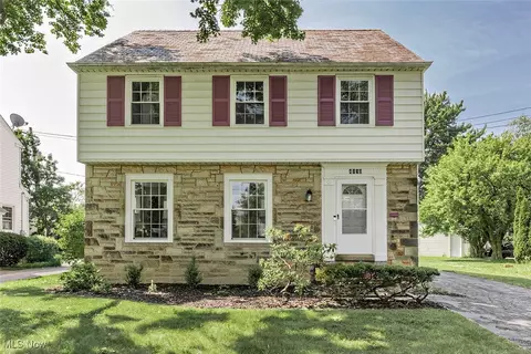 4030 Silsby Rd, University Heights, OH 44118