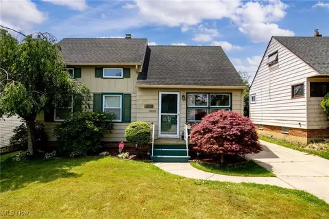 12610 Woodward Blvd, Garfield Heights, OH 44125