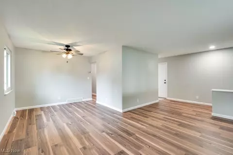 6583 Copley Ave, Solon, OH 44139 photo 9