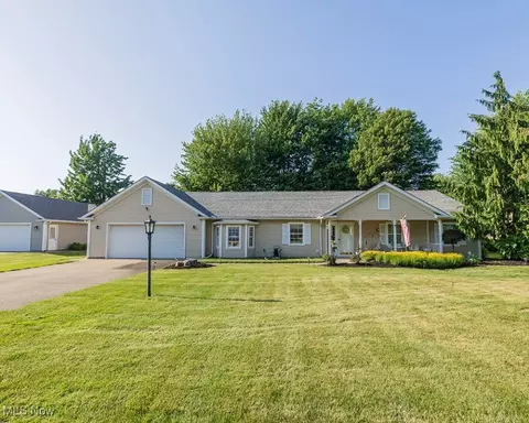 4053 Quail Ct, Ashtabula, OH 44004