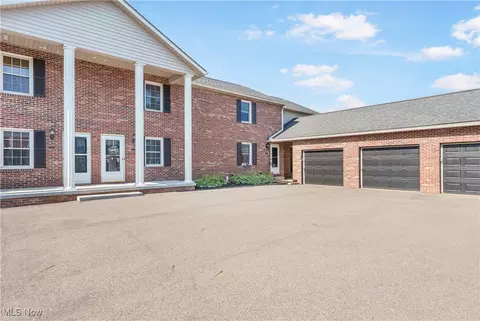 1234 W Maple St, North Canton, OH 44720