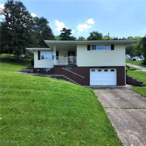 306 Frazier St, Bellaire, OH 43906