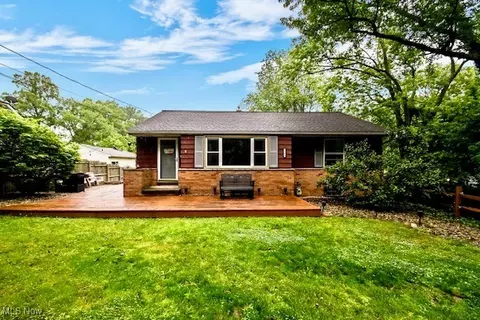 3364 Cormany Rd, Akron, OH 44319