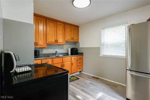 2931 14th St NW, Canton, OH 44708 photo 2