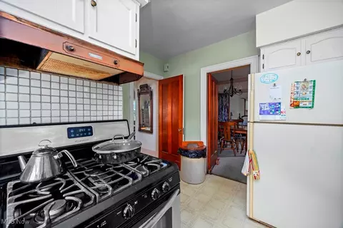251 Hamilton Ave, Elyria, OH 44035 photo 9