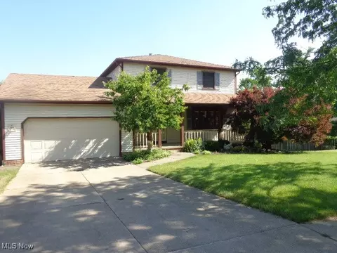 4326 Wood Thrush Dr, Parma, OH 44134