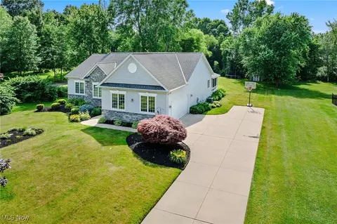 7644 Morley Rd, Mentor, OH 44060