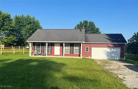 4090 Melrose Dr, Wooster, OH 44691