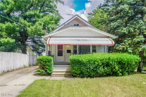 347 Zeller Ave, Akron, OH 44310