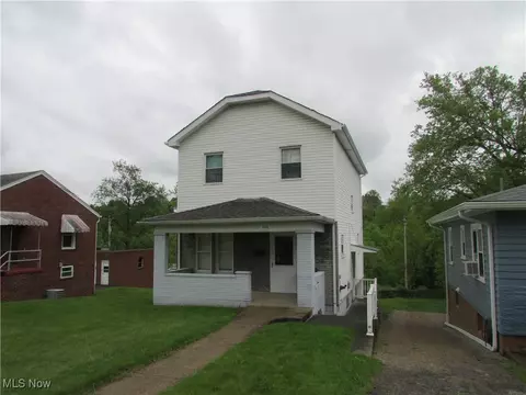 140 Rosslyn Blvd, Steubenville, OH 43952