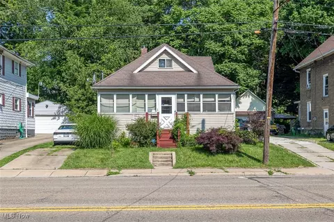 170 W State St, Barberton, OH 44203
