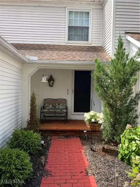 4389 Devonshire Dr, Boardman, OH 44512