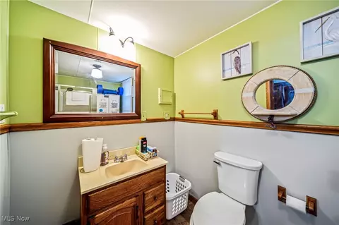 Bath - 1833 W 7th St, Ashtabula, OH 44004 photo 1 of 3