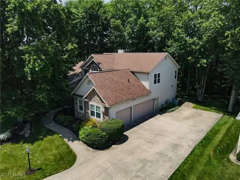 4265 Ridge Crest Dr, Copley, OH 44321 photo 3