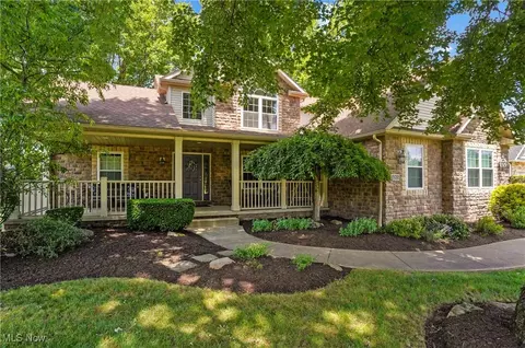 4265 Ridge Crest Dr, Copley, OH 44321