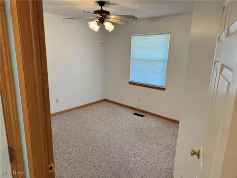 Bedroom - 207 N N Gln, Elyria, OH 44035 photo 1 of 3
