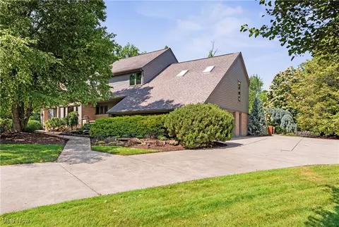 963 Mill Ridge Path NE, Massillon, OH 44646