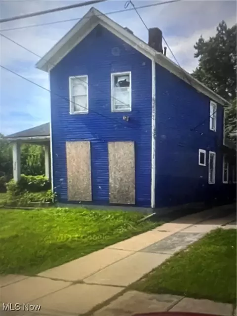7612 Ottawa Rd, Cleveland, OH 44105