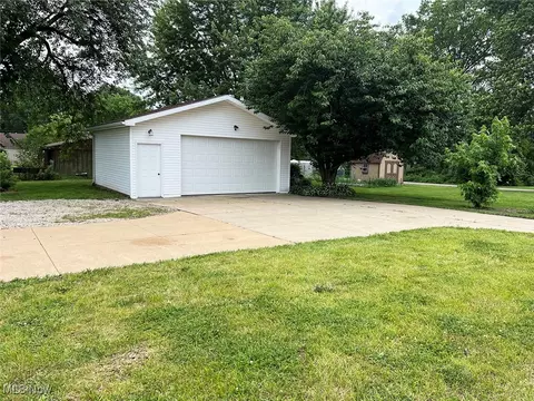 4646 13th St NW, Canton, OH 44708 photo 2