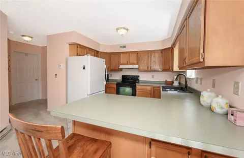 Kitchen - 4232 Pine Dr, Rootstown, OH 44272 photo 1 of 4