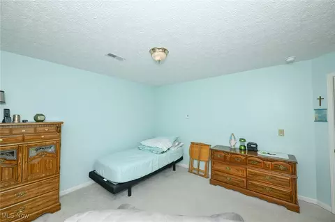Bedroom - 4232 Pine Dr, Rootstown, OH 44272 photo 2 of 11