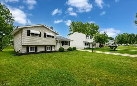 6633 Tamarind Dr, Bedford Heights, OH 44146