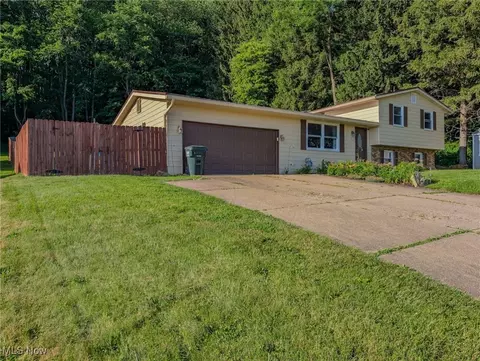 424 Pennock St, Minerva, OH 44657