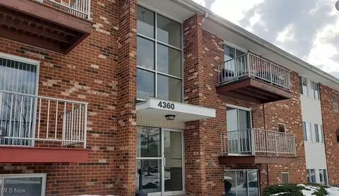 4360 Inner Circle Dr #C15, Brunswick, OH 44212