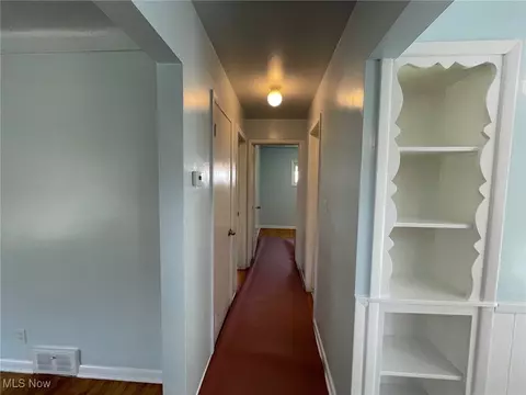 917 E 214th St, Euclid, OH 44119 photo 24