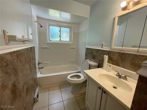 917 E 214th St, Euclid, OH 44119 photo 25