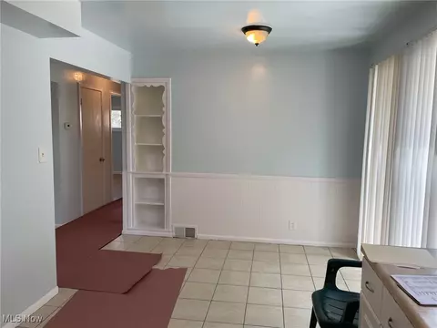 917 E 214th St, Euclid, OH 44119 photo 16