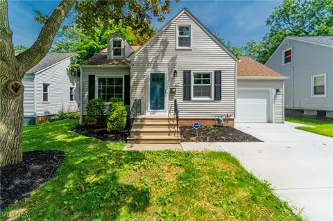 17207 Maple Heights Blvd, Maple Heights, OH 44137