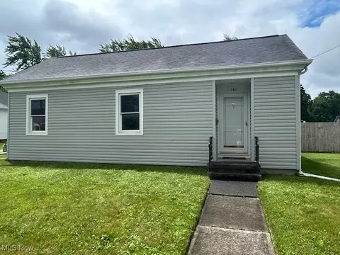 140 High St, New London, OH 44851