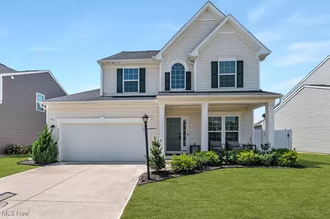 36605 Barkhurst Mill Dr, North Ridgeville, OH 44039