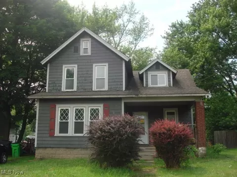 161 24th St SE, Massillon, OH 44646