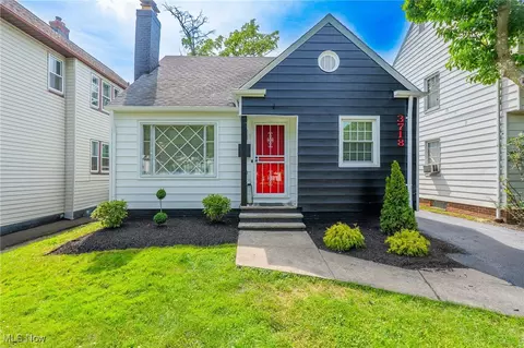 3718 Menlo Rd, Shaker Heights, OH 44120