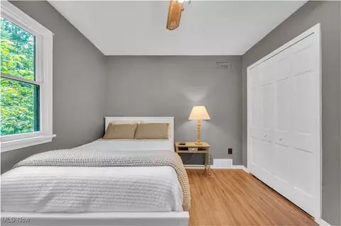 Bedroom - 820 Old Spring Rd, Copley, OH 44321 photo 4 of 5